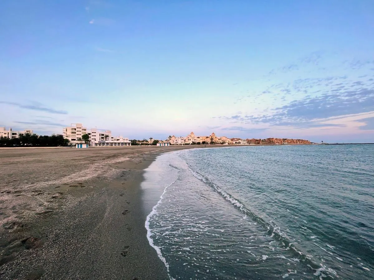 Primera Linea De Playa De Martina Almerimar